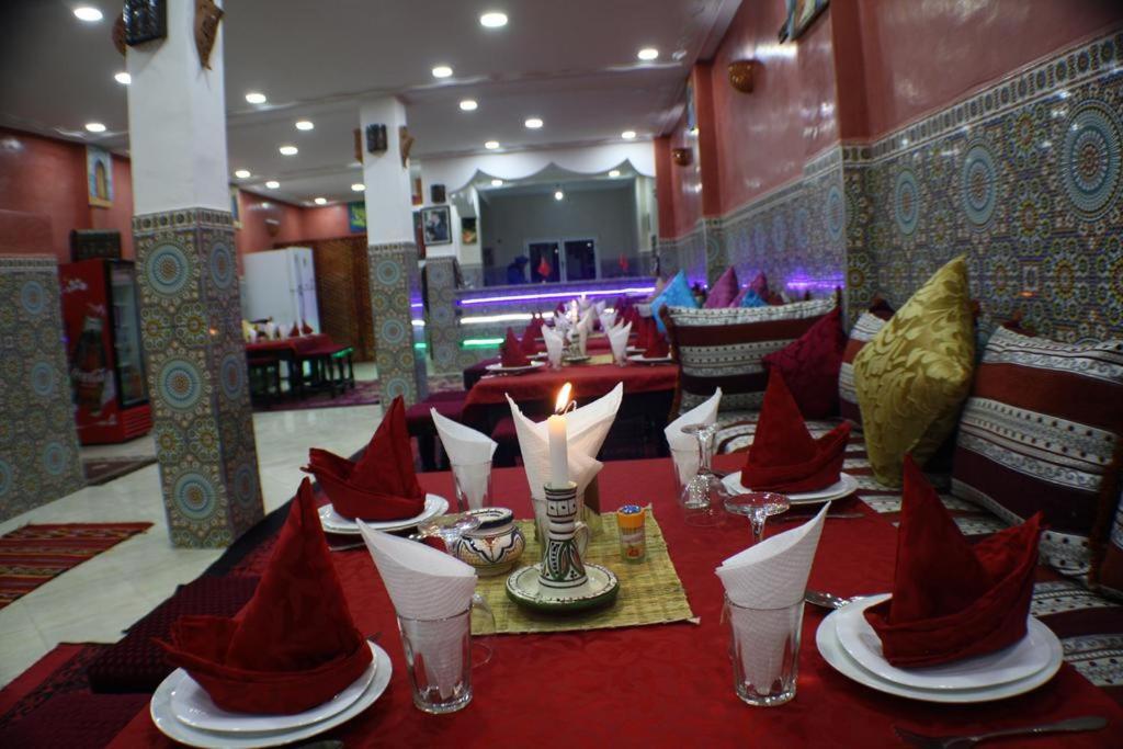 Tinghir Hotel Restaurant Dar Al Madina מראה חיצוני תמונה